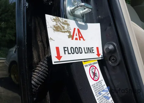 2011 Toyota Camry Le from USA, damaged, VIN 4T1BF3EK6BU188212